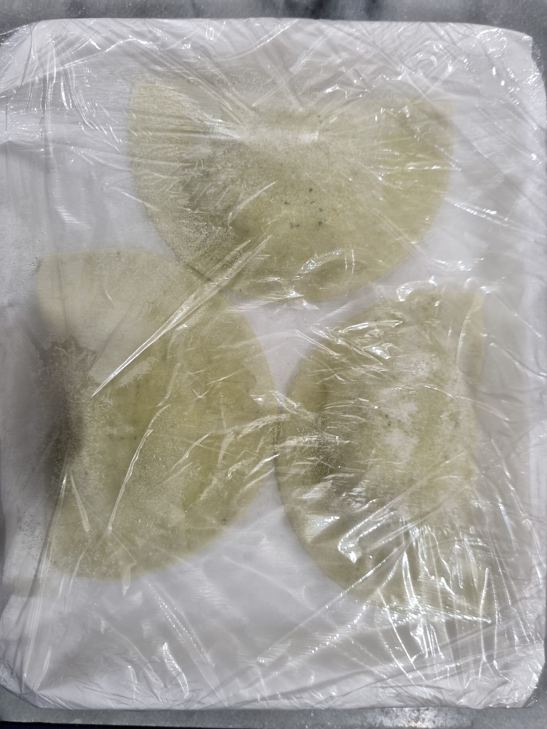 Nanna's Homemade Large Ricotta and Spinach Ravioli. Pkt of 3